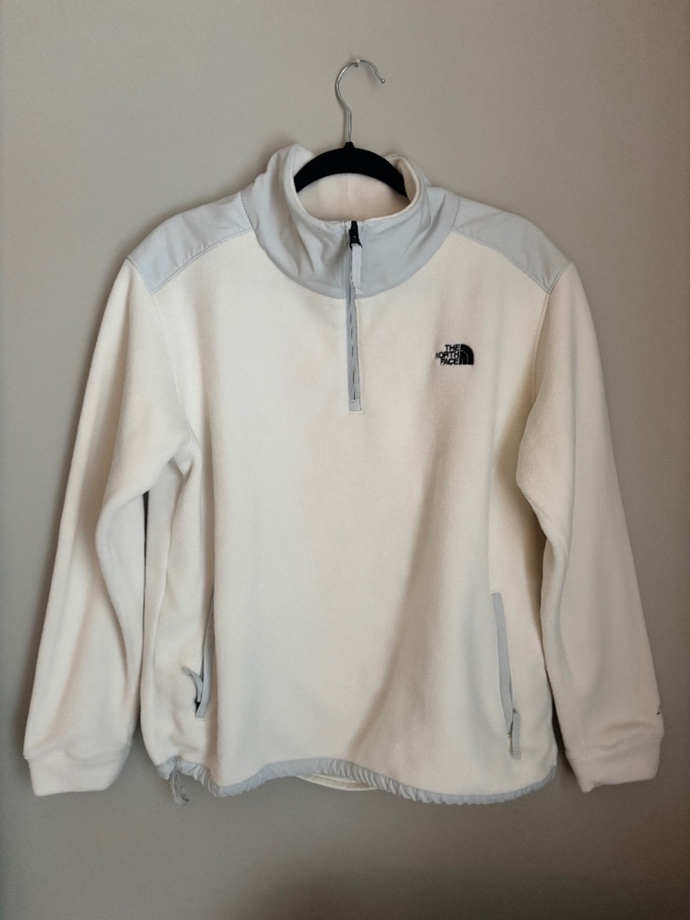 The North Face Women’s L Cream Polartec Fleece 1/4 Zip Pullover Jacket